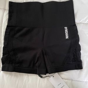 GYMSHARK ENERGY SEAMLESS SHORTS (S)